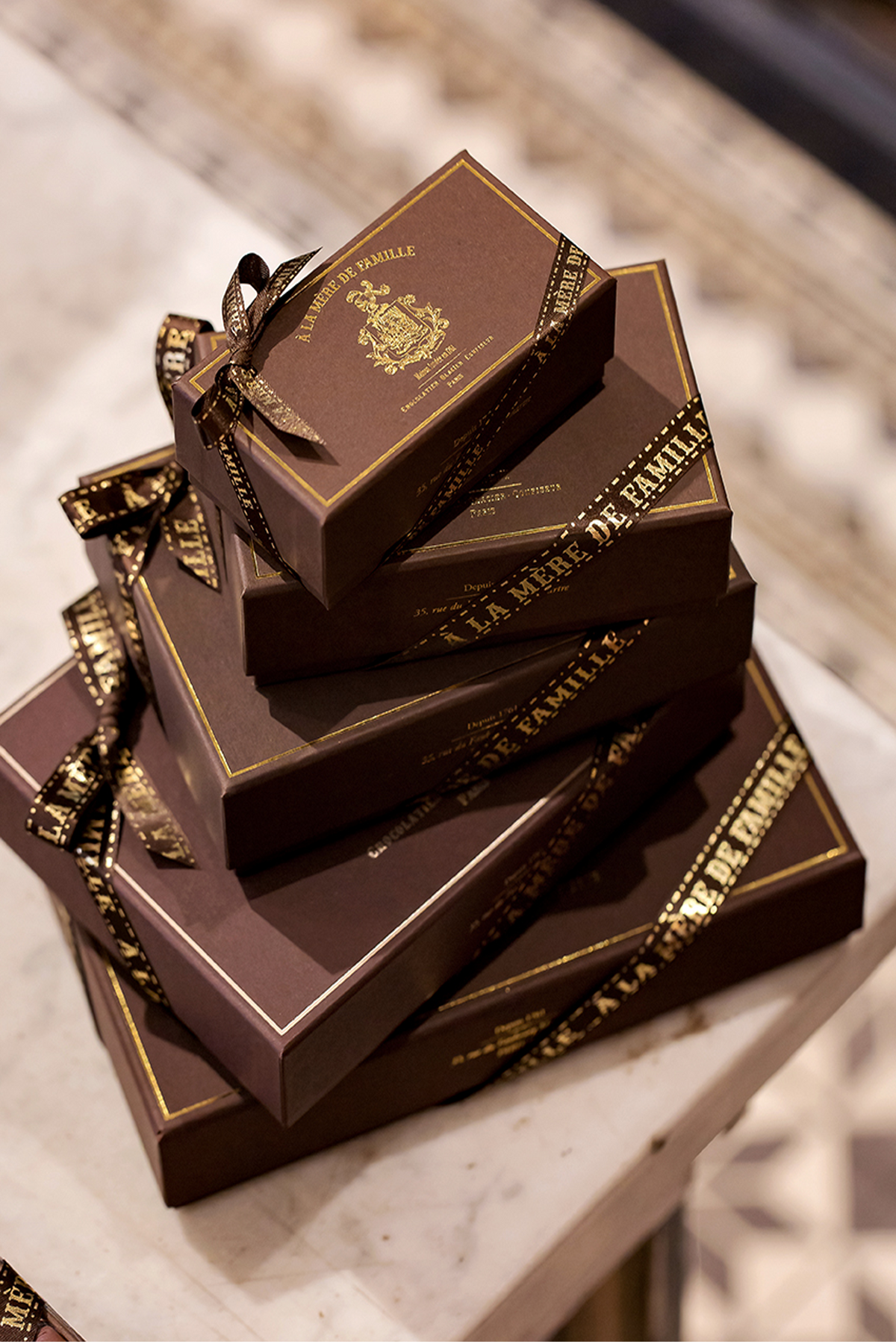 Assorted chocolates box 1kg