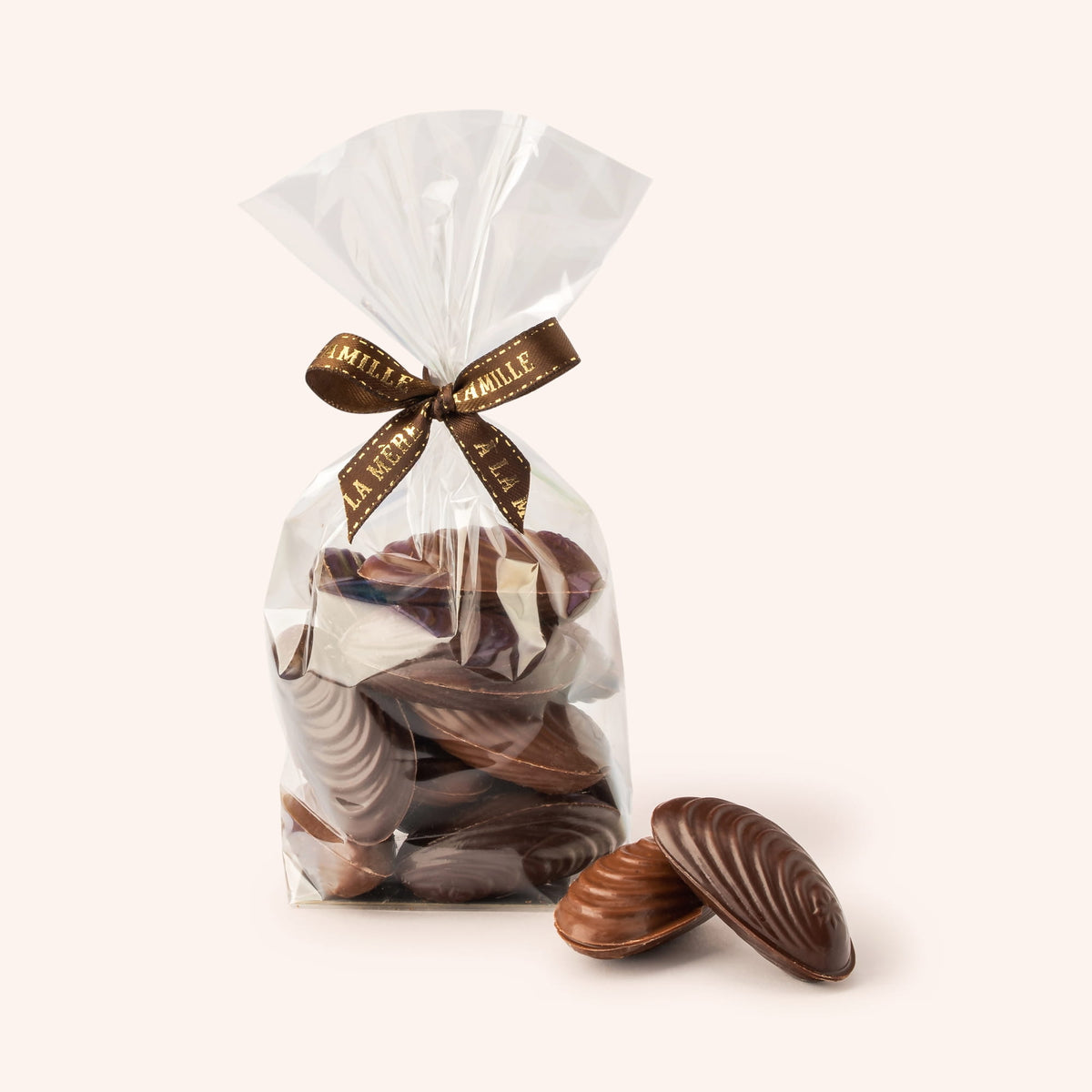 Sachet moules au praliné assorties