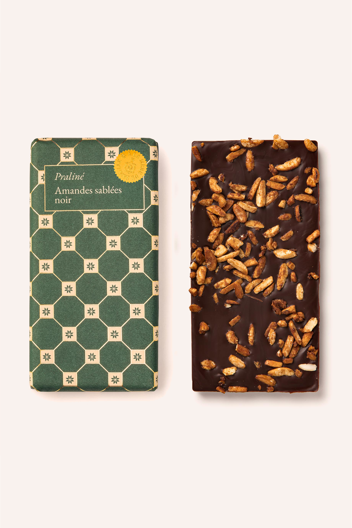 Chocolate bar Dark salted sanded almond praline bar